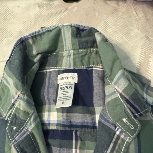 Bundle!! Kids (3) Plaid/ Checkered Short Sleeve Button Downs. Size 4-5 - Picture 7 of 10